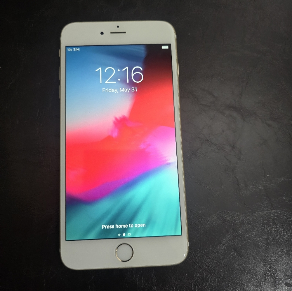 Apple iPhone 6 plus unlocked rose gold